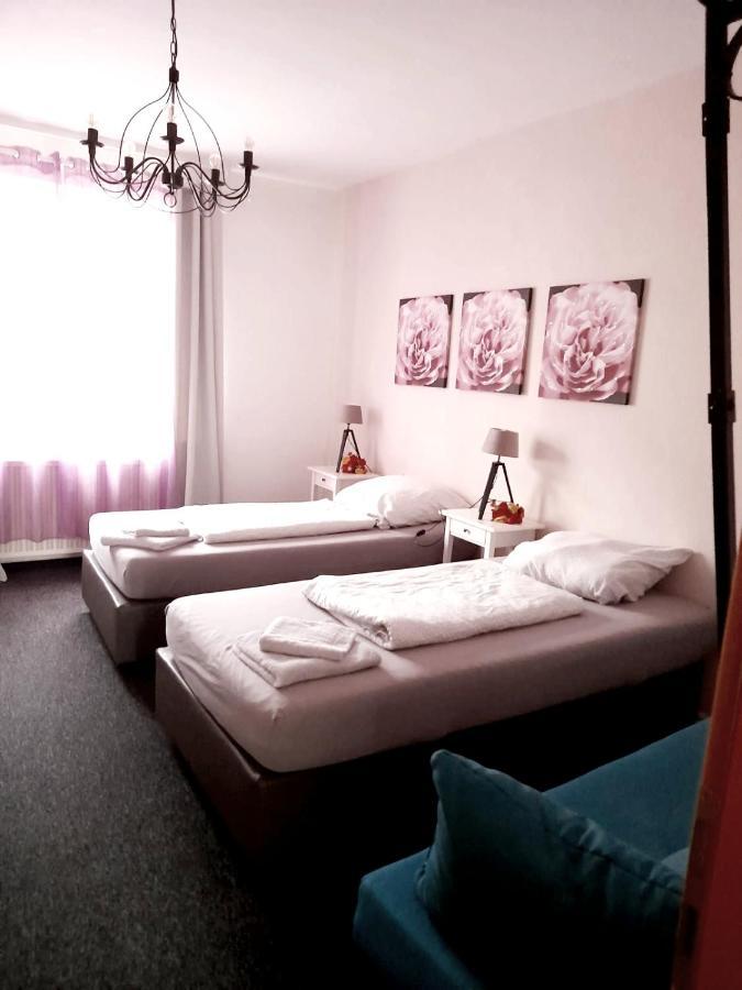 Elena Flat Rosa Oberhausen Zentrum Centro Westfield Bagian luar foto