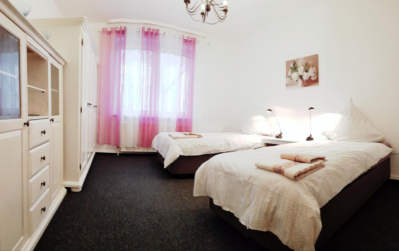 Elena Flat Rosa Oberhausen Zentrum Centro Westfield Bagian luar foto